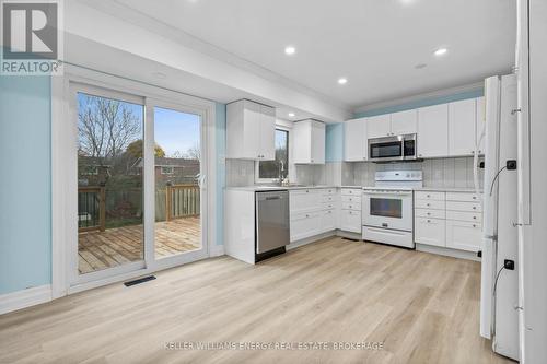 78 Wellesley Crescent N, London, ON - Indoor Photo Showing Kitchen