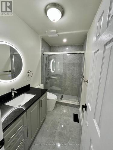 Upper - 902 Delgado Drive, Mississauga, ON - Indoor Photo Showing Bathroom