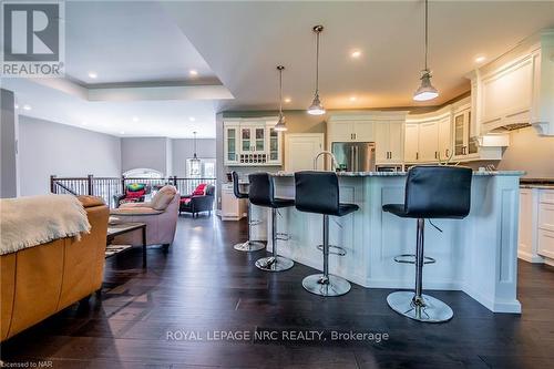 713 Clarence Street, Port Colborne, ON - Indoor Photo Showing Kitchen With Upgraded Kitchen