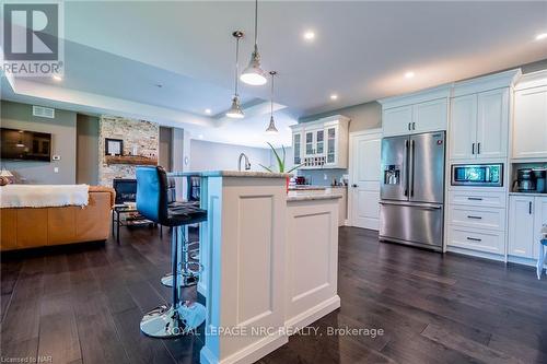 713 Clarence Street, Port Colborne, ON - Indoor Photo Showing Kitchen