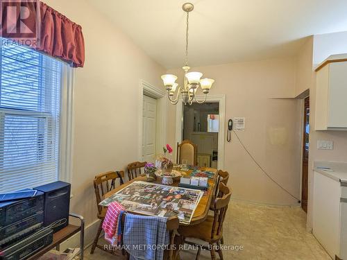 529 Christina Street N, Sarnia, ON - Indoor Photo Showing Dining Room