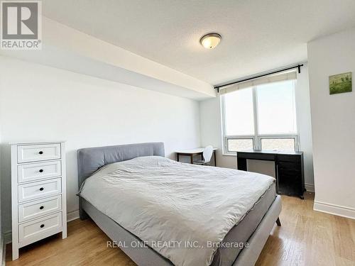 2512 - 15 Greenview Avenue, Toronto, ON - Indoor Photo Showing Bedroom