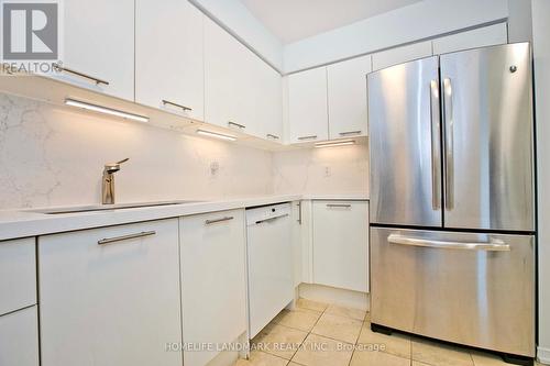 1210 - 55 Harrison Garden Boulevard, Toronto, ON - Indoor Photo Showing Kitchen