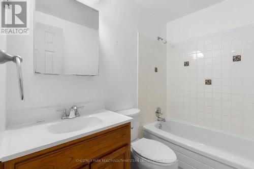 11 Parker Crescent, Ajax, ON - Indoor Photo Showing Bathroom