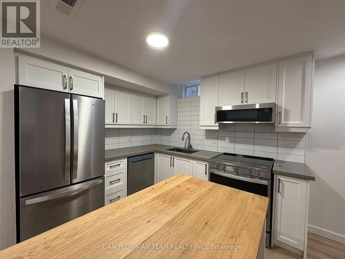 Bsmt - 813 Groveland Avenue, Oshawa, ON - Indoor Photo Showing Kitchen With Stainless Steel Kitchen