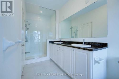 35 Conarty Crescent, Whitby, ON - Indoor Photo Showing Bathroom