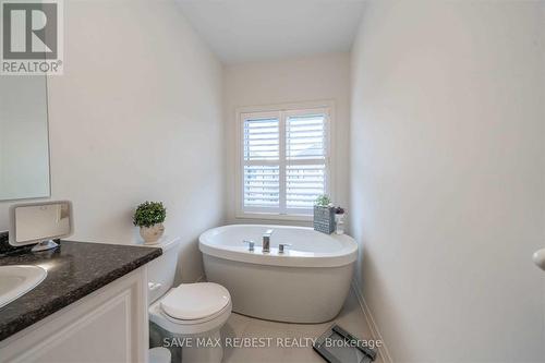 35 Conarty Crescent, Whitby, ON - Indoor Photo Showing Bathroom