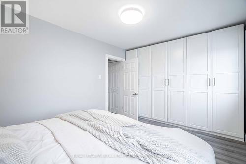 62 Guise Street E, Hamilton, ON - Indoor Photo Showing Bedroom