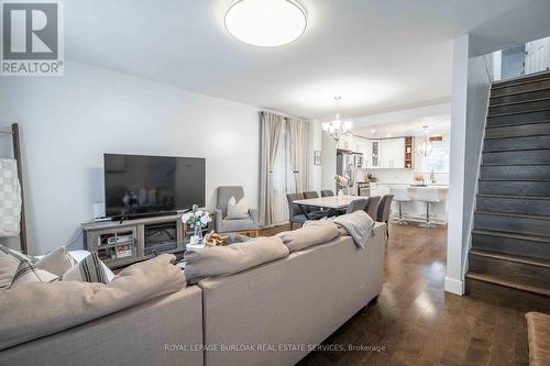 62 Guise Street E, Hamilton, ON - Indoor Photo Showing Living Room