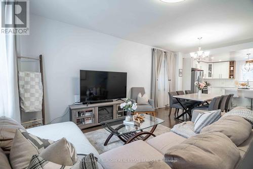 62 Guise Street E, Hamilton, ON - Indoor Photo Showing Living Room