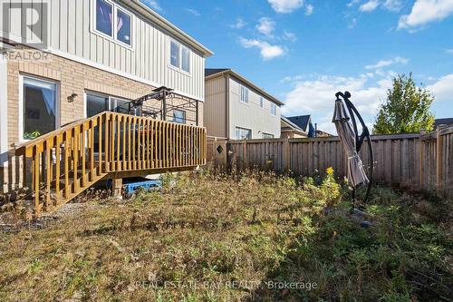 31 Rushlands Crescent, Whitby, ON - Outdoor