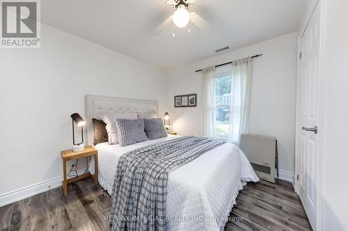 241 Woodycrest Avenue, Georgina, ON - Indoor Photo Showing Bedroom