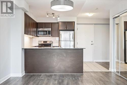 405 - 525 Wilson Avenue, Toronto, ON - Indoor Photo Showing Kitchen