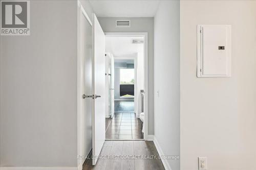 405 - 525 Wilson Avenue, Toronto, ON - Indoor Photo Showing Other Room