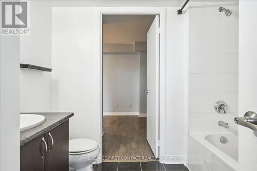 405 - 525 Wilson Avenue, Toronto, ON - Indoor Photo Showing Bathroom