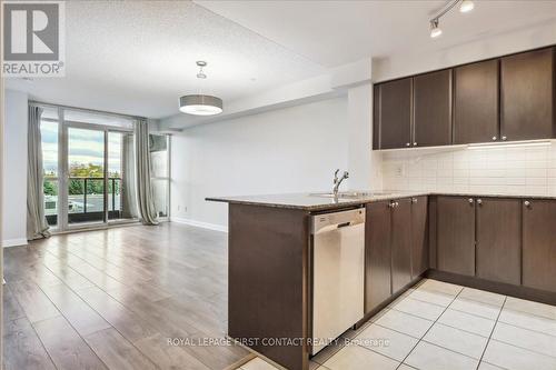 405 - 525 Wilson Avenue, Toronto, ON - Indoor Photo Showing Kitchen