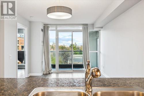 405 - 525 Wilson Avenue, Toronto, ON - Indoor Photo Showing Kitchen With Double Sink