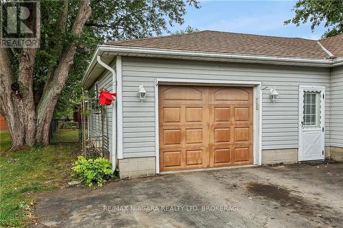 2503 Coral Avenue, Fort Erie (Stevensville), ON - Outdoor With Exterior