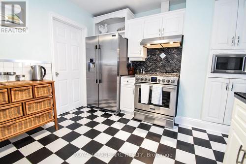 850 David Street, Welland (Lincoln/Crowland), ON - Indoor Photo Showing Kitchen