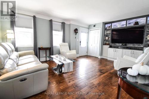 850 David Street, Welland (Lincoln/Crowland), ON - Indoor Photo Showing Living Room