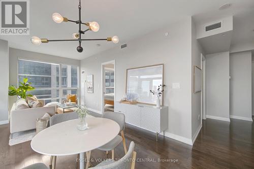 1915 - 460 Adelaide Street E, Toronto, ON - Indoor Photo Showing Dining Room