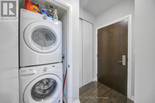 1915 - 460 Adelaide Street E, Toronto, ON - Indoor Photo Showing Laundry Room