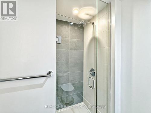 515 - 308 Jarvis Street, Toronto, ON - Indoor Photo Showing Bathroom