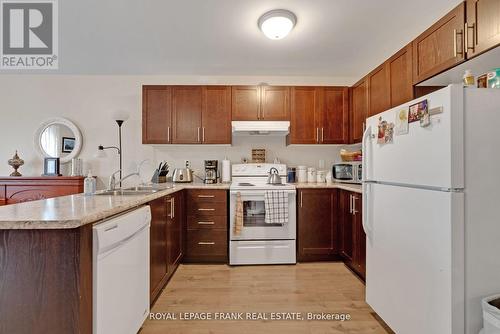 159 Tresane Street, Oshawa (Vanier), ON - Indoor Photo Showing Kitchen With Double Sink