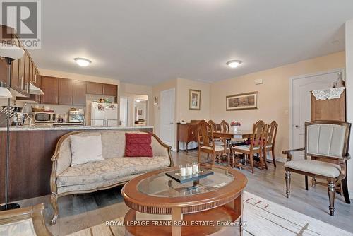 159 Tresane Street, Oshawa (Vanier), ON - Indoor Photo Showing Living Room