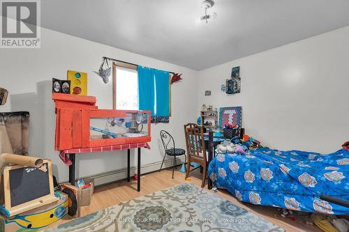 524 Egerton Street, London, ON - Indoor Photo Showing Bedroom