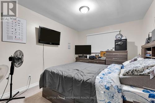 524 Egerton Street, London, ON - Indoor Photo Showing Bedroom