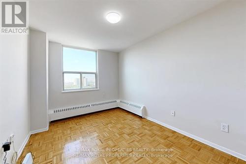 702 - 20 Forest Manor Road, Toronto, ON - Indoor Photo Showing Other Room