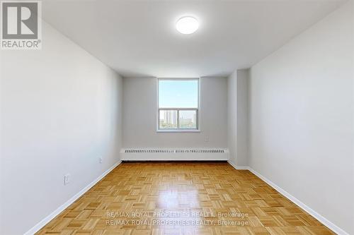 702 - 20 Forest Manor Road, Toronto, ON - Indoor Photo Showing Other Room