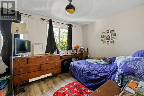 3069 Empire Place, Niagara Falls, ON - Indoor Photo Showing Bedroom