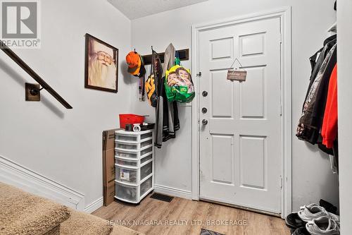 3069 Empire Place, Niagara Falls, ON - Indoor Photo Showing Other Room