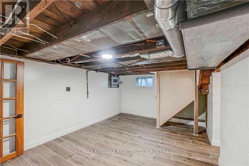 5020 Fifth Avenue, Niagara Falls, ON - Indoor Photo Showing Basement