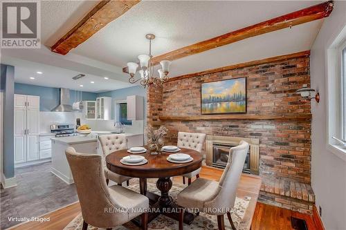 5020 Fifth Avenue, Niagara Falls, ON - Indoor Photo Showing Dining Room