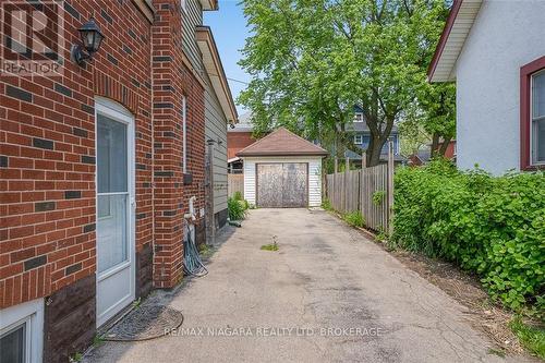 20 Randolph Street, Welland (768 - Welland Downtown), ON - Outdoor With Exterior