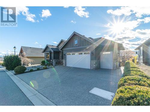 1821 Ironwood Crescent, Kamloops, BC - Outdoor With Facade