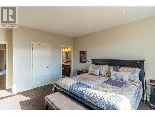 1821 Ironwood Crescent, Kamloops, BC - Indoor Photo Showing Bedroom