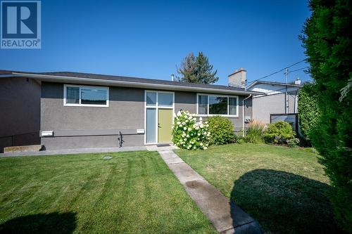 991 12Th Street, Kamloops, BC - Outdoor