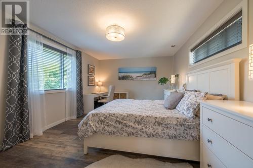 991 12Th Street, Kamloops, BC - Indoor Photo Showing Bedroom