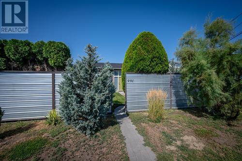 991 12Th Street, Kamloops, BC - Outdoor