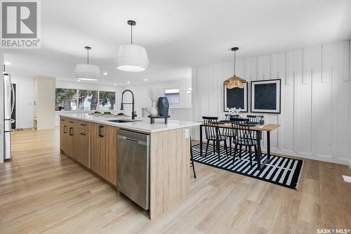 3726 Argyle Road, Regina, SK - Indoor Photo Showing Kitchen With Upgraded Kitchen