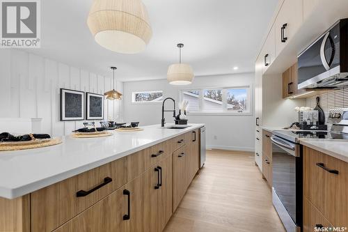 3726 Argyle Road, Regina, SK - Indoor Photo Showing Kitchen With Upgraded Kitchen