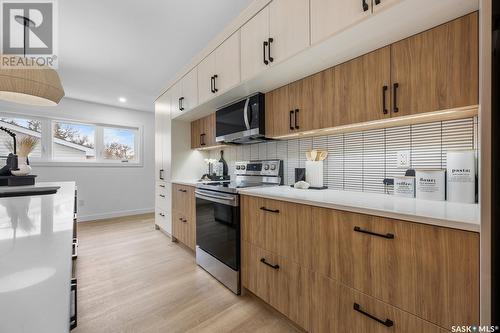 3726 Argyle Road, Regina, SK - Indoor Photo Showing Kitchen