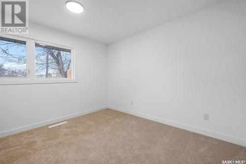 3726 Argyle Road, Regina, SK - Indoor Photo Showing Other Room