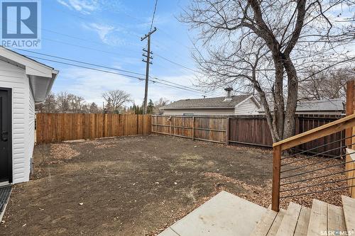 3726 Argyle Road, Regina, SK - Outdoor