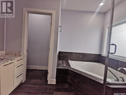 135 Fast Crescent, Saskatoon, SK - Indoor Photo Showing Bathroom