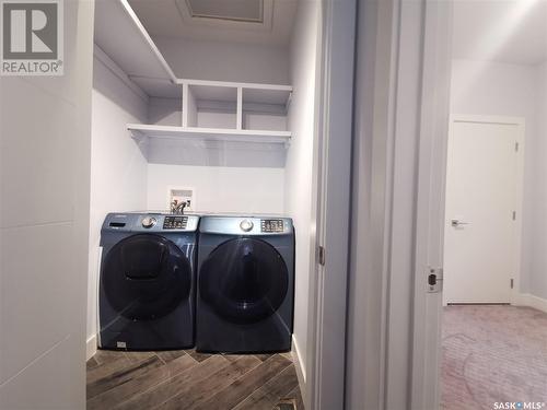 135 Fast Crescent, Saskatoon, SK - Indoor Photo Showing Laundry Room